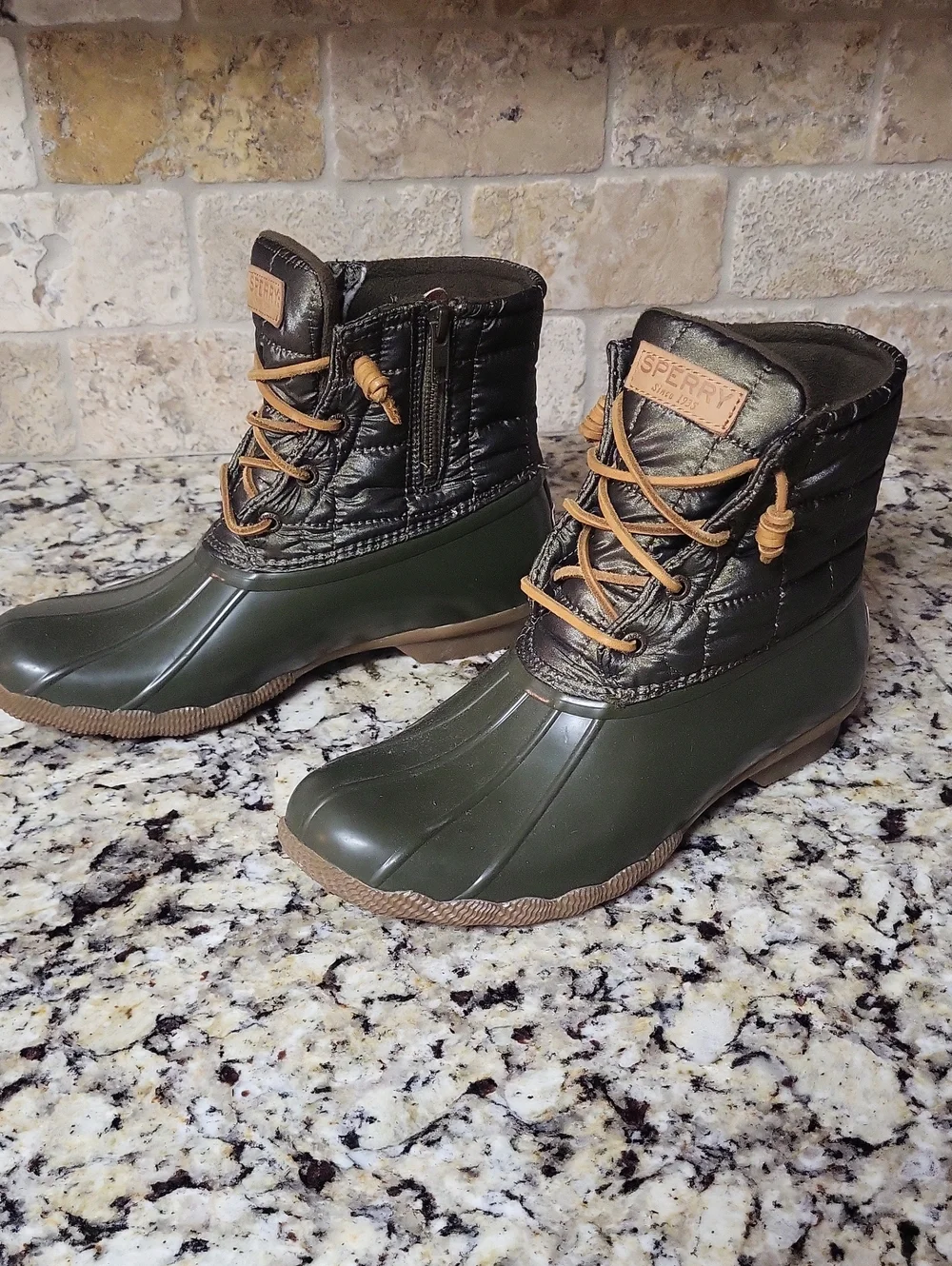Sperry Saltwater Quilted Duck Boots Women's 8.5